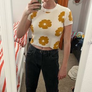 Crop flower sweater top